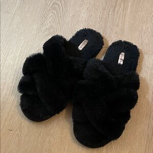 Black Plush Slippers